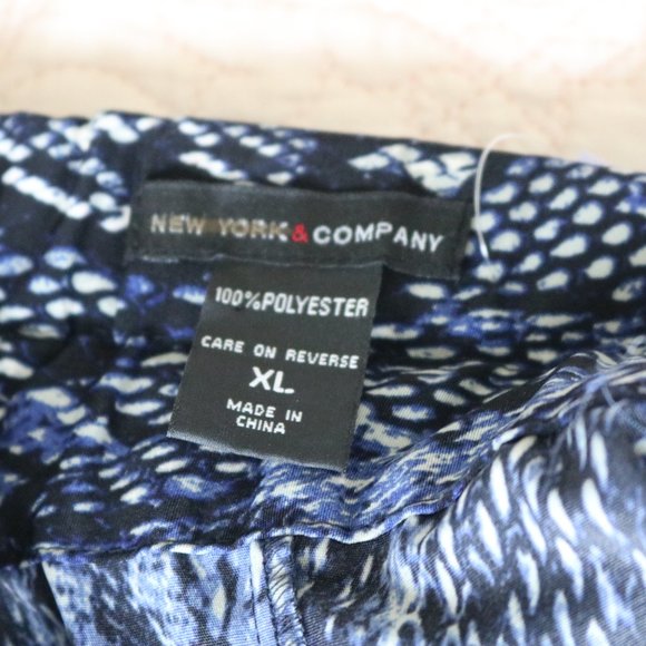 Blue Snakeprint Mini Skirt - Picture 4 of 4